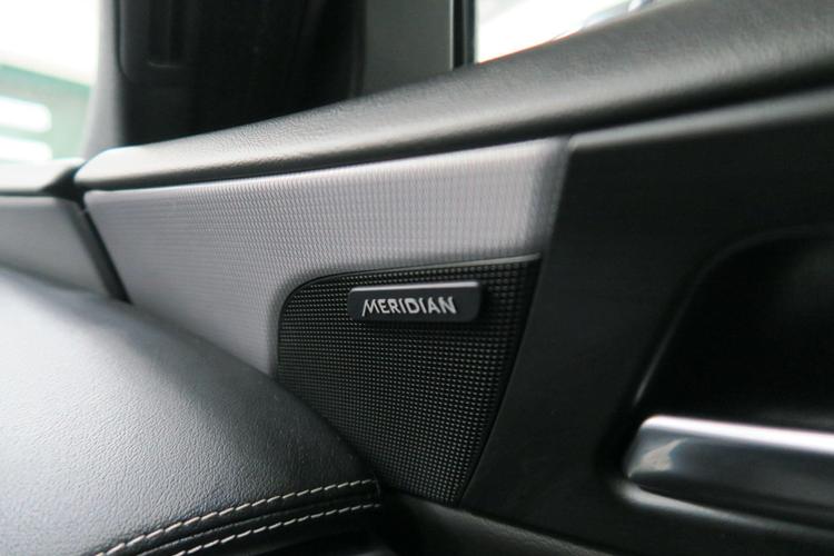 Used Jaguar XE AE18BDY 19