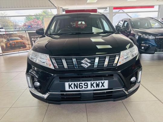 Suzuki Vitara Photo at-c19164f5022b4e3d898f2451e1c485c3.jpg