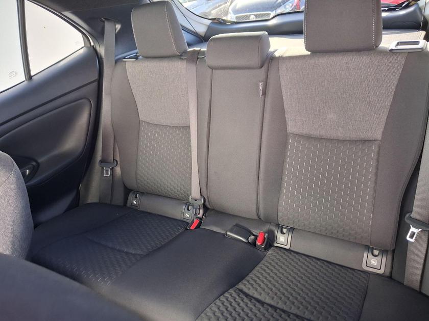 Toyota Yaris Cross Photo at-c19348b40299413298a0fd573dbb63e4.jpg