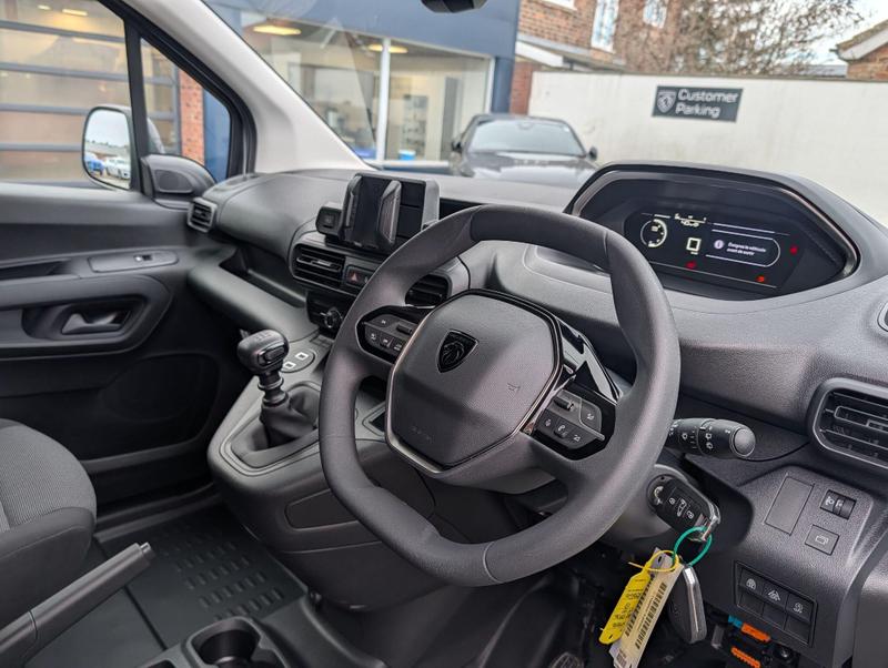 Used Peugeot Partner 202601159162032 17