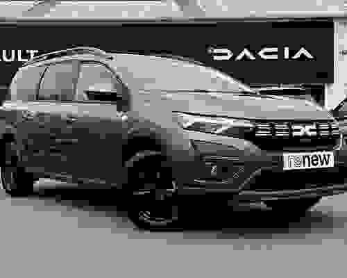 Dacia Jogger 1.6 TCe-h EXTREME Auto Euro 6 (s/s) 5dr Green at Startin Group