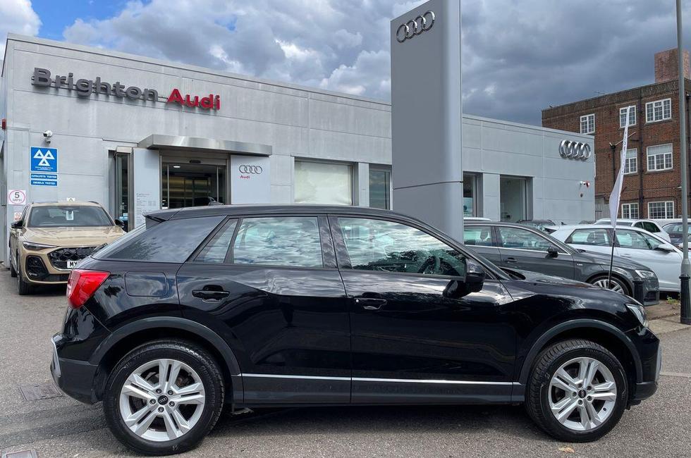 Audi Q2 Photo at-c20cf7d811d94954b9145220ed71b910.jpg
