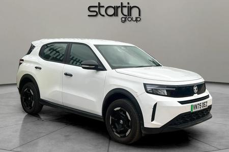 2025 VAUXHALL FRONTERA ELECTRIC 44KWH DESIGN AUTO 5DR ELECTRIC 5,002 MILES AUTOMATIC VN75OEZ CASH 15,495... photo