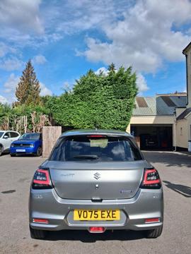 Suzuki Swift Photo 4