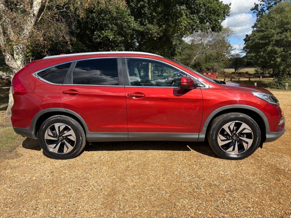 Honda CR-V Photo at-c24ba05440774ddfbe256b393c444006.jpg