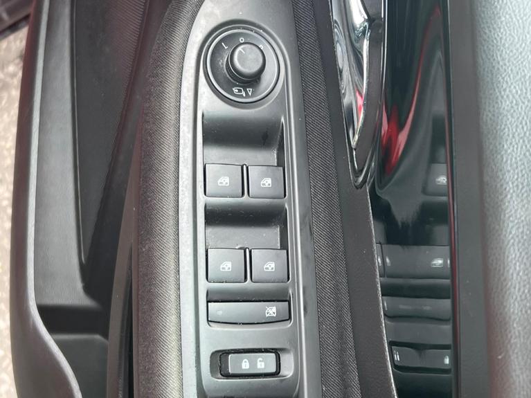 Used Vauxhall Mokka X HN18WKF 27