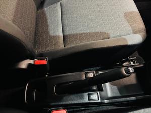 Suzuki Swift Photo 40