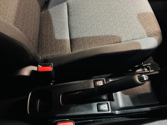 Suzuki Swift Photo at-c260b2040e9b49d888e43640f3b4fb91.jpg