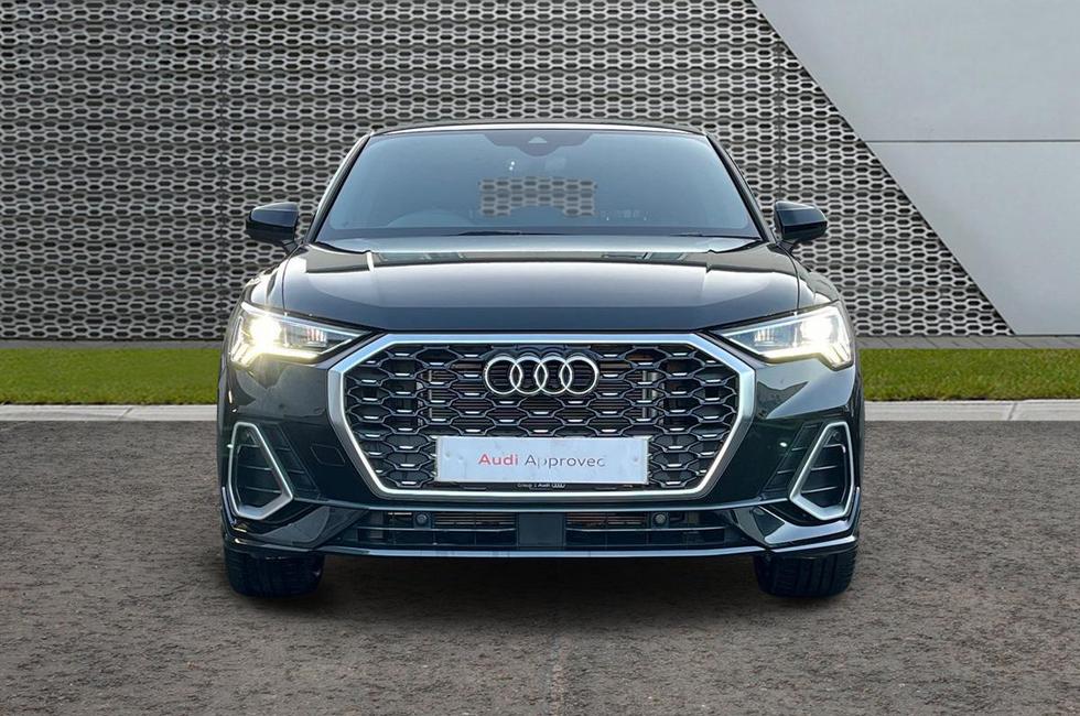 Audi Q3 Photo at-c2817ed221344598927cc181fedc5585.jpg