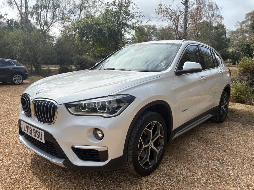 BMW X1 Photo at-c299f98033cc4ab281fbfb71480d2b39.jpg