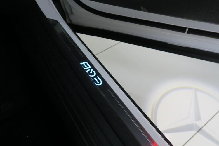 Used Mercedes-Benz EQB GU73WUW 19