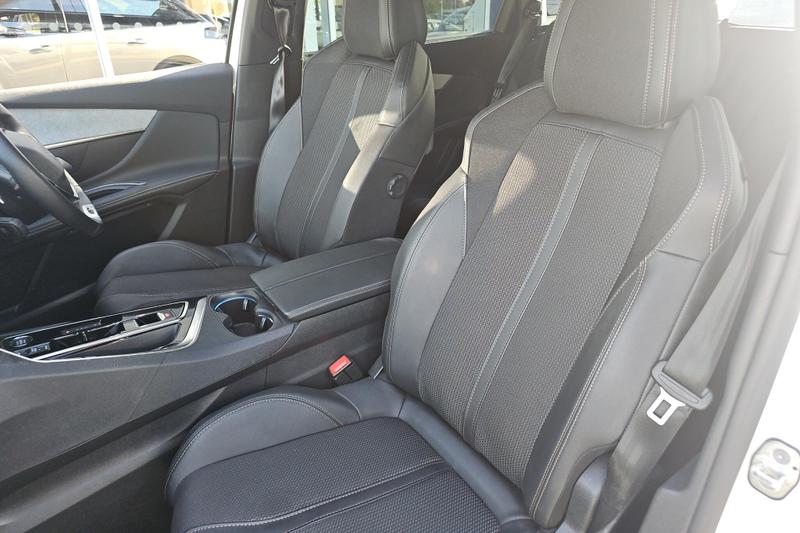 Used Peugeot 5008 KM74RJZ 36