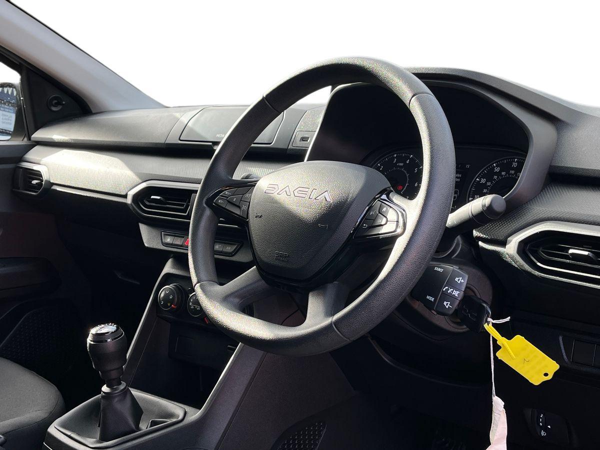 Dacia Sandero Photo 17