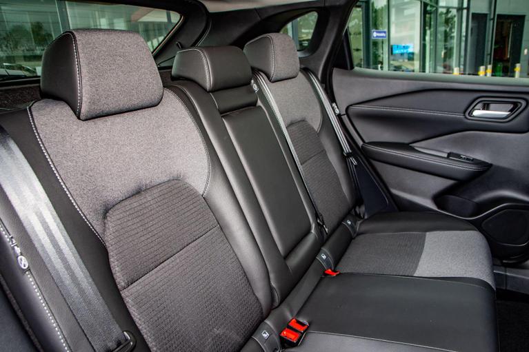 Used Nissan Qashqai OW74VTA 11