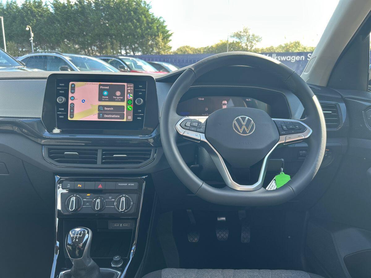 Volkswagen T-Cross Photo at-c304a81a21984eea9890d4a0f6899e27.jpg