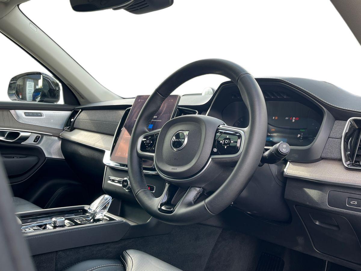 Volvo XC90 Photo 20