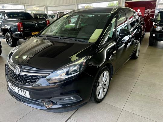 Vauxhall Zafira Tourer Photo at-c308f07673784ae19113c31da27dee12.jpg