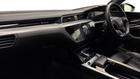 Audi e-tron Photo 4
