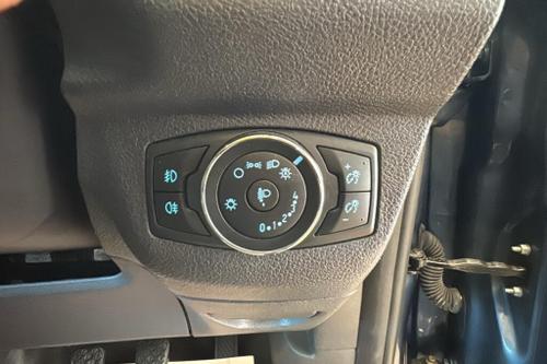Ford TRANSIT COURIER Photo at-c32b0bd650da4cbb888c1644525904b2.jpg