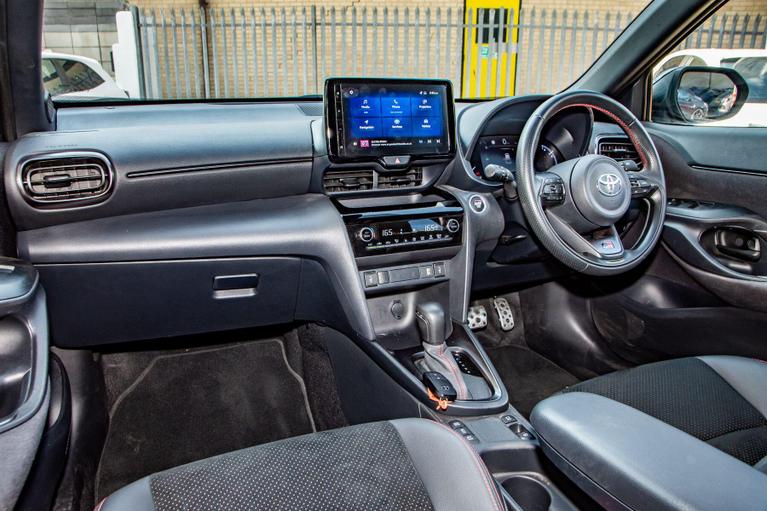 Used Toyota Yaris Cross LY23VDG 8