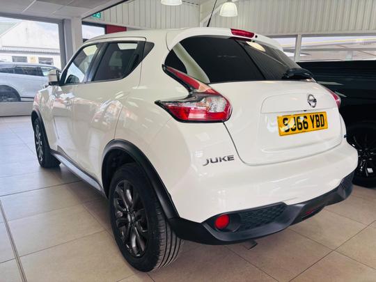 Nissan Juke Photo at-c397d5e9dd38471ea0075b9437cd9bbf.jpg