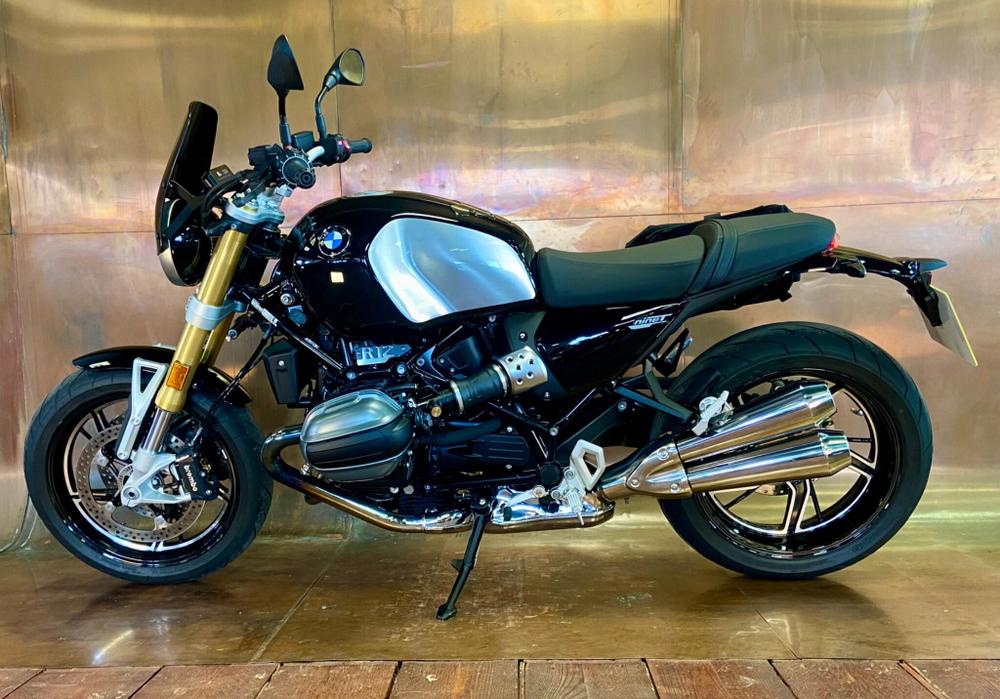 BMW R 12 nineT Photo at-c39e5b12dcb3442ab33691689b754210.jpg