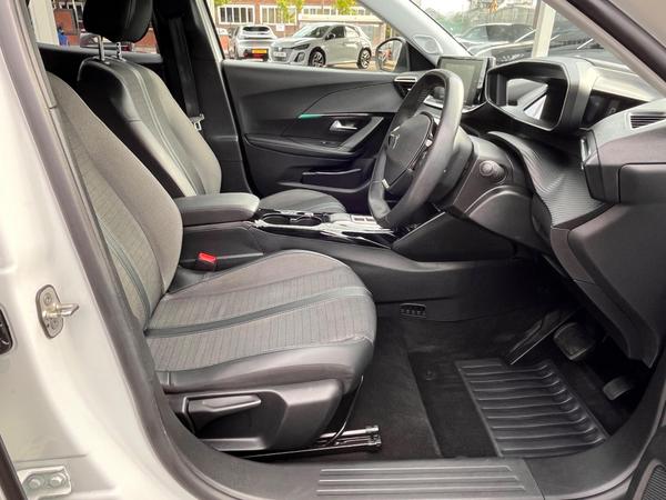 Used Peugeot E-2008 VK22ZLO 13