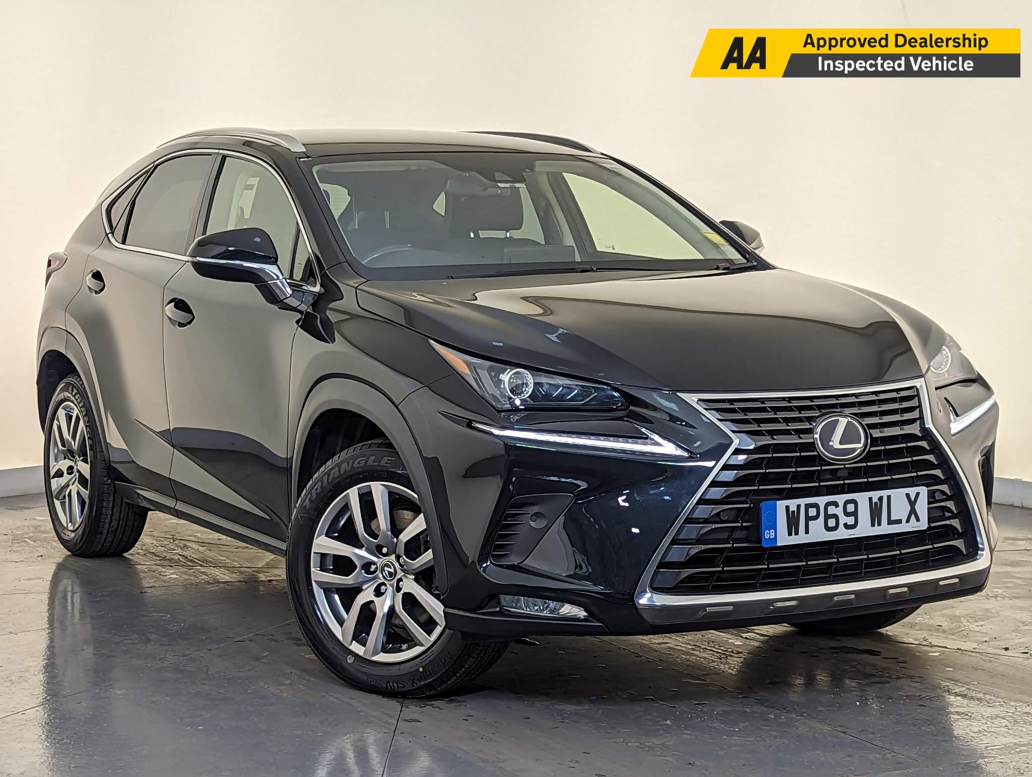 Lexus nx300h 4wd hot sale