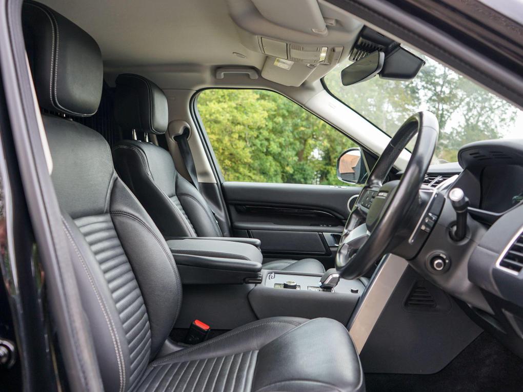 Used Land Rover Discovery AJ71EZW 24
