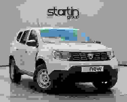 Dacia Duster 1.0 TCe Access Euro 6 (s/s) 5dr White at Startin Group