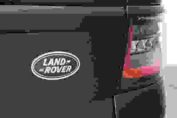 Land Rover RANGE ROVER SPORT Photo at-c3ecf366271d418195f771a7c809ea18.jpg