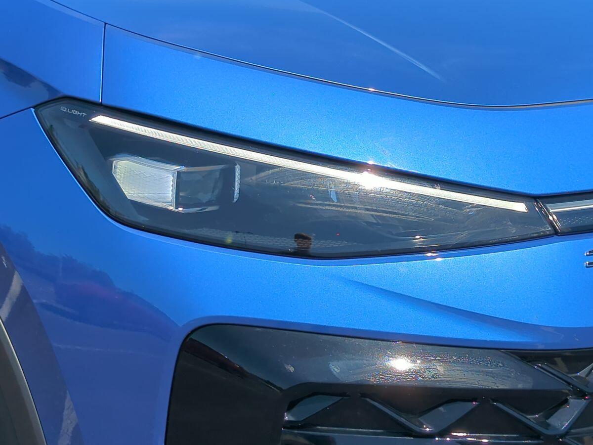 Volkswagen T-Roc Photo at-c3fd58b393af46c7b1ec491ac38196df.jpg