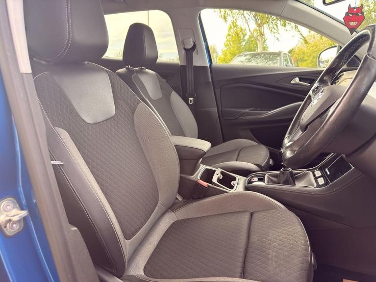 Used Vauxhall Grandland X WN70XNE 5