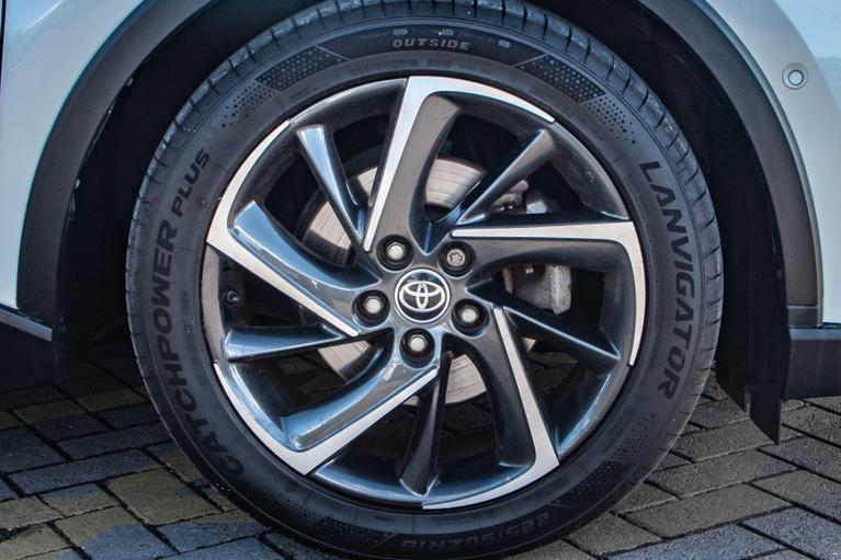 Used Toyota C-HR WT70AEM 17