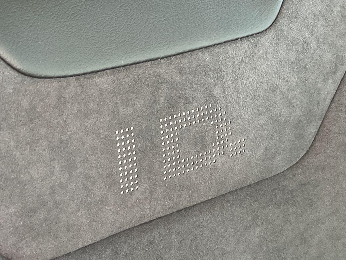 Volkswagen ID.4 Photo at-c470a4b8694344fe829640bc34d39936.jpg