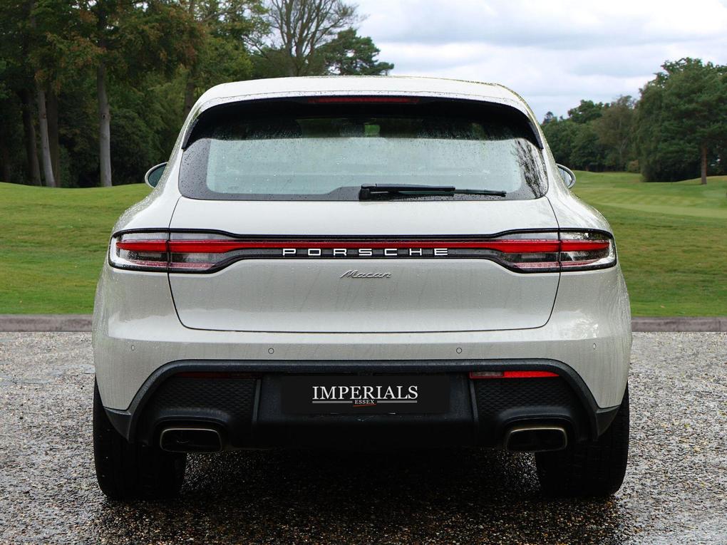 Used Porsche Macan LX72PFK 11