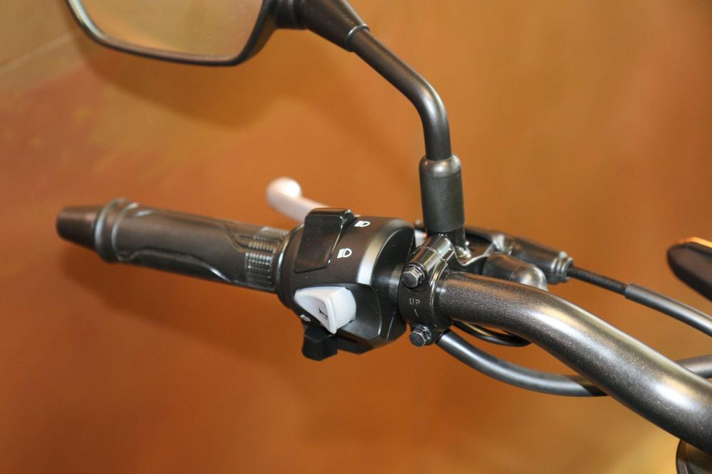 Honda CB125R Photo at-c49130e4b4d24aea95ced73127f728e2.jpg