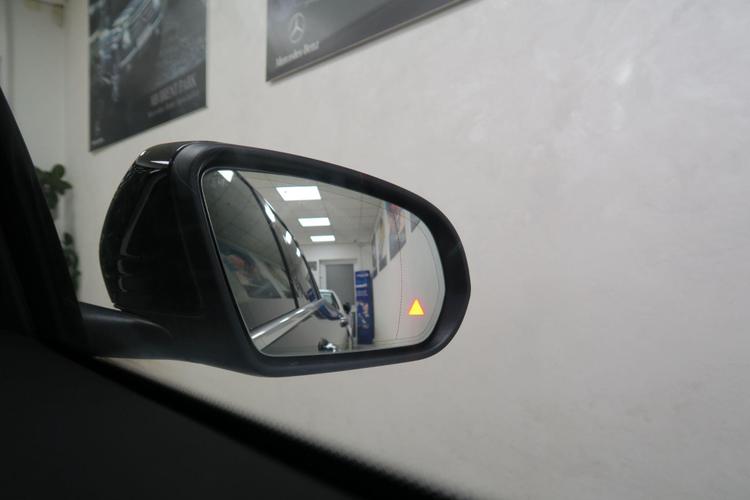 Used Mercedes-Benz EQC WX73XVS 18