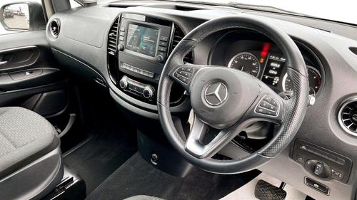 Mercedes-Benz Vito Photo at-c512ac1bae3042ea81a2437c2d5fc650.jpg