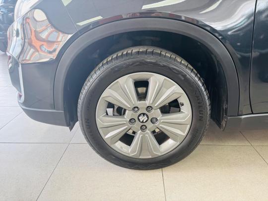 Suzuki Vitara Photo at-c5158f4c9ff14ab0bae8201c101b003b.jpg