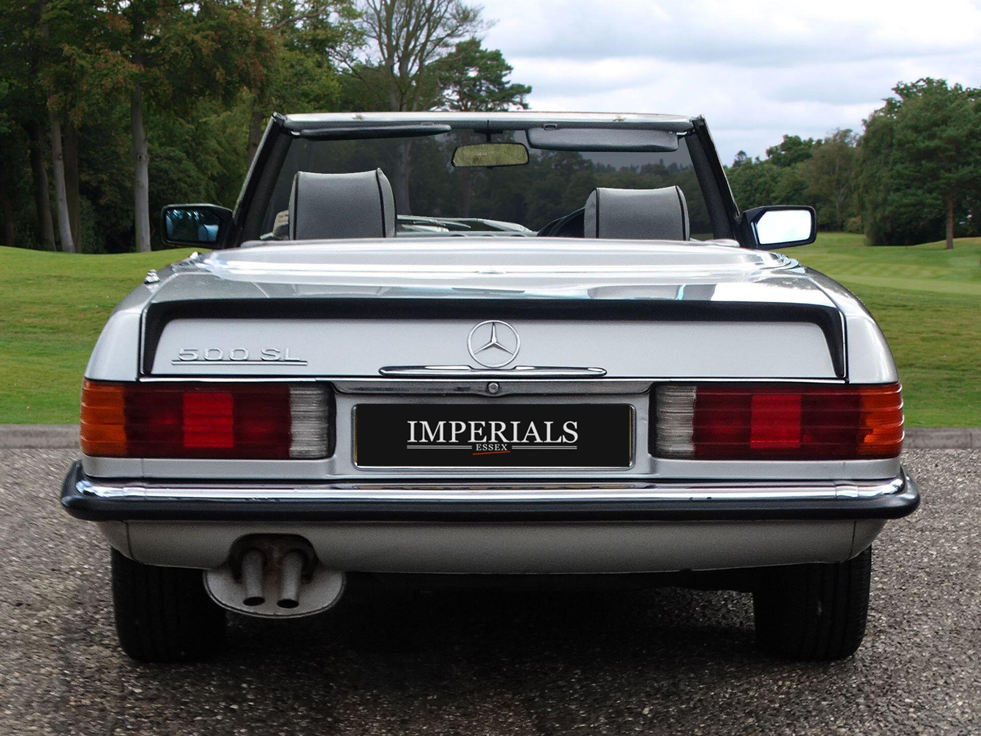 Mercedes-Benz 500 SL — photo 14