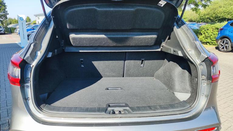 Used Nissan Qashqai AD68CFX 13