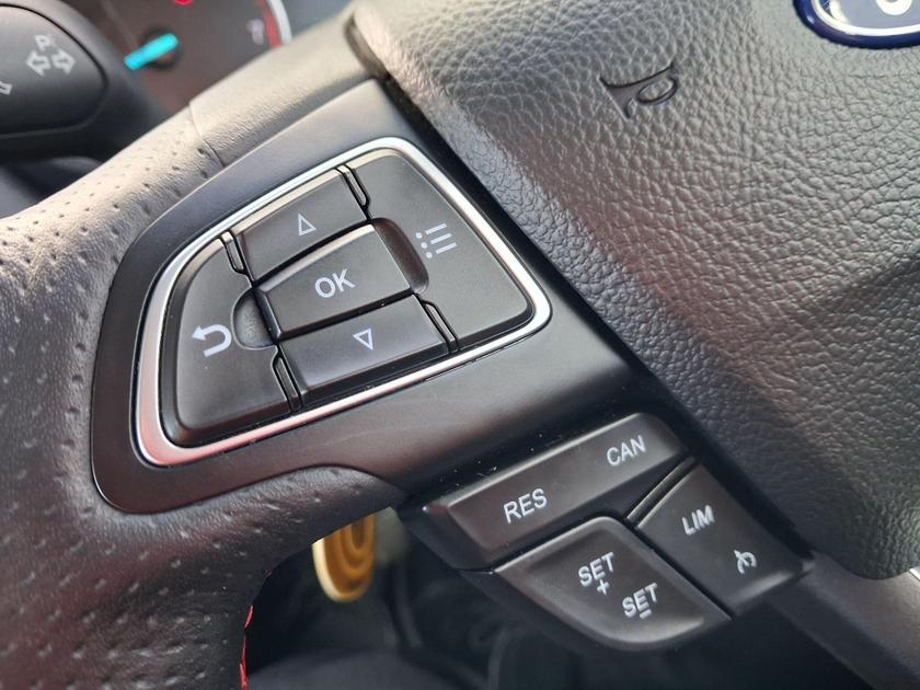 Ford EcoSport Photo at-c53e2fc0275d43fa9feb86dfbd69b1fa.jpg
