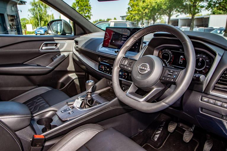 Used Nissan Qashqai OV75AVL 9