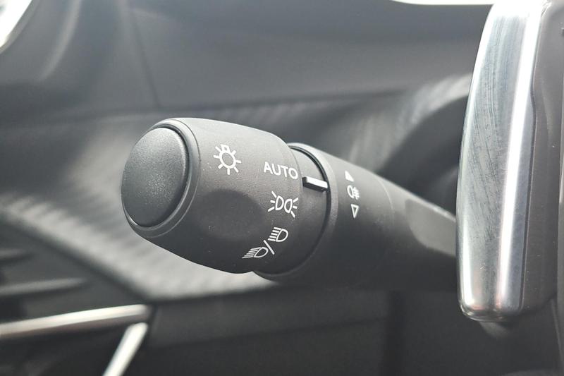 Used Peugeot 2008 KS74AYC 27