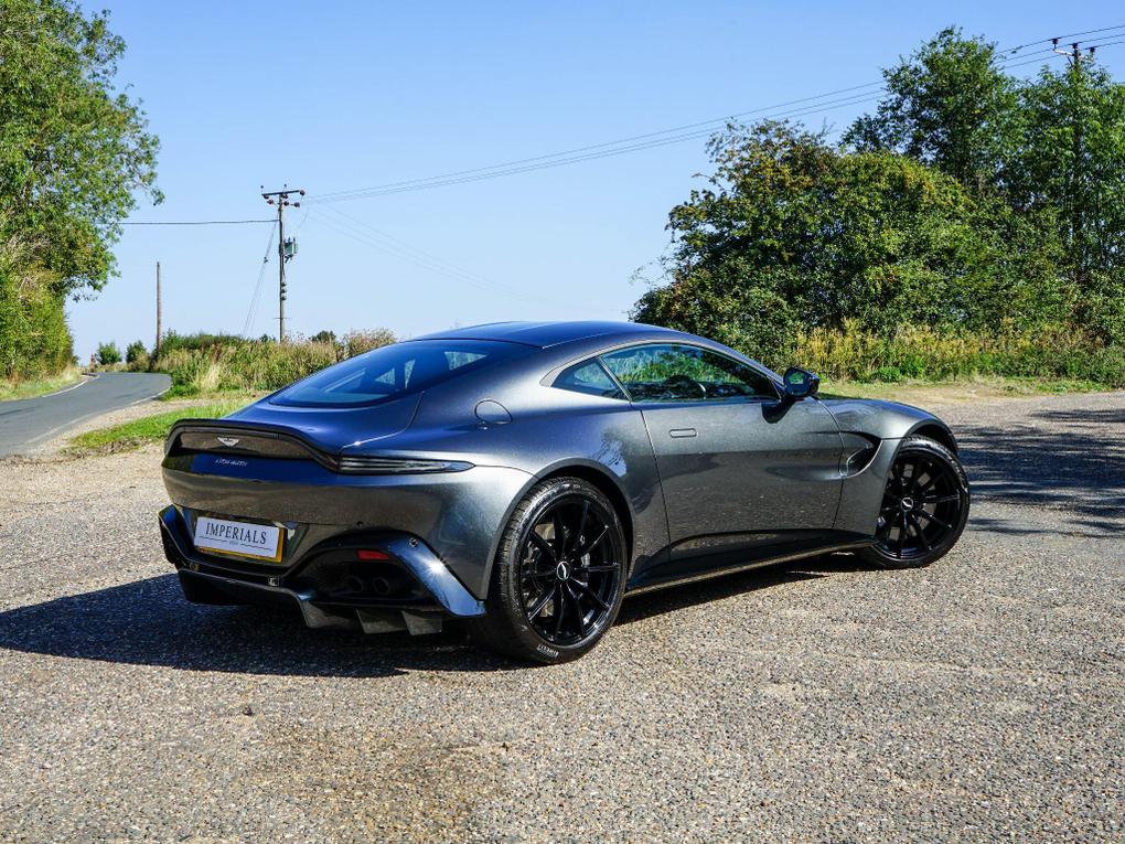 Used Aston Martin Vantage VO07GDG 4