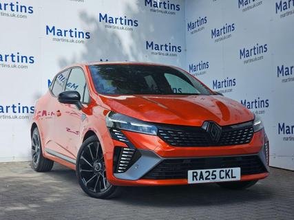 Used 2025 Renault Clio 1.0 TCe esprit Alpine Euro 6 (s/s) 5dr at Martins Group
