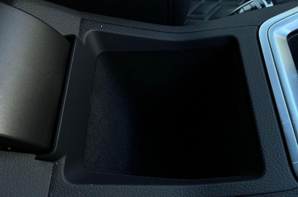 Audi e-tron Photo at-c5bb74a589554f5db8eb84b2d296d47d.jpg