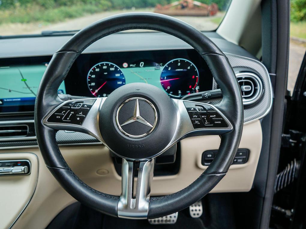 Used Mercedes-Benz V Class KV25VBP 7