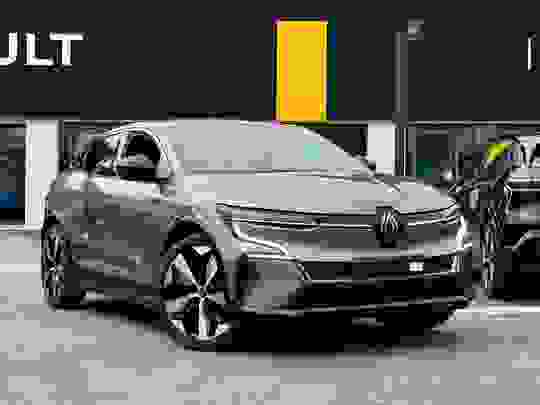 Renault MEGANE E-TECH 100% ELECTRIC Photo at-c5cb8fb1eac34c0bba29bfacc5b7ac06.jpg